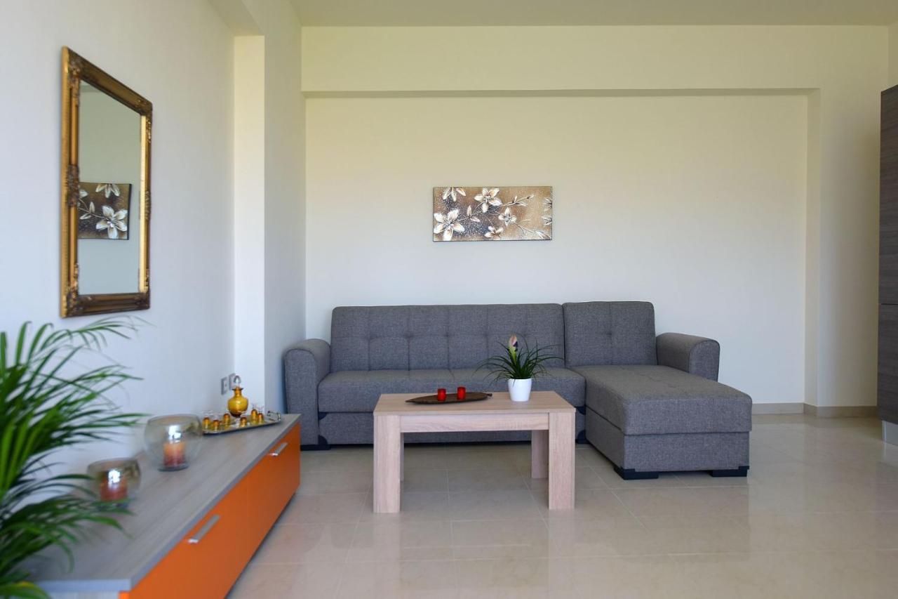 Stelia Luxury Apartments Kalavárda Kültér fotó